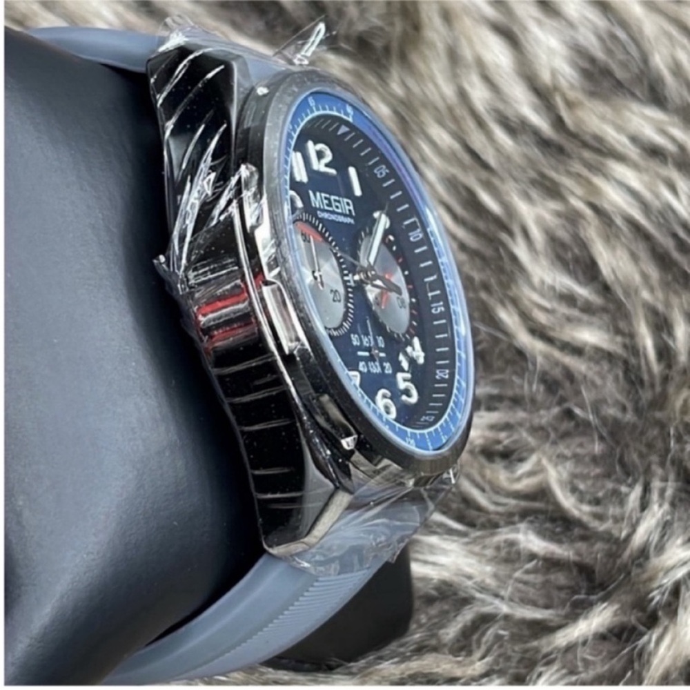 🔥🆕beautiful luxury watch/ grey - Picture 13 of 13